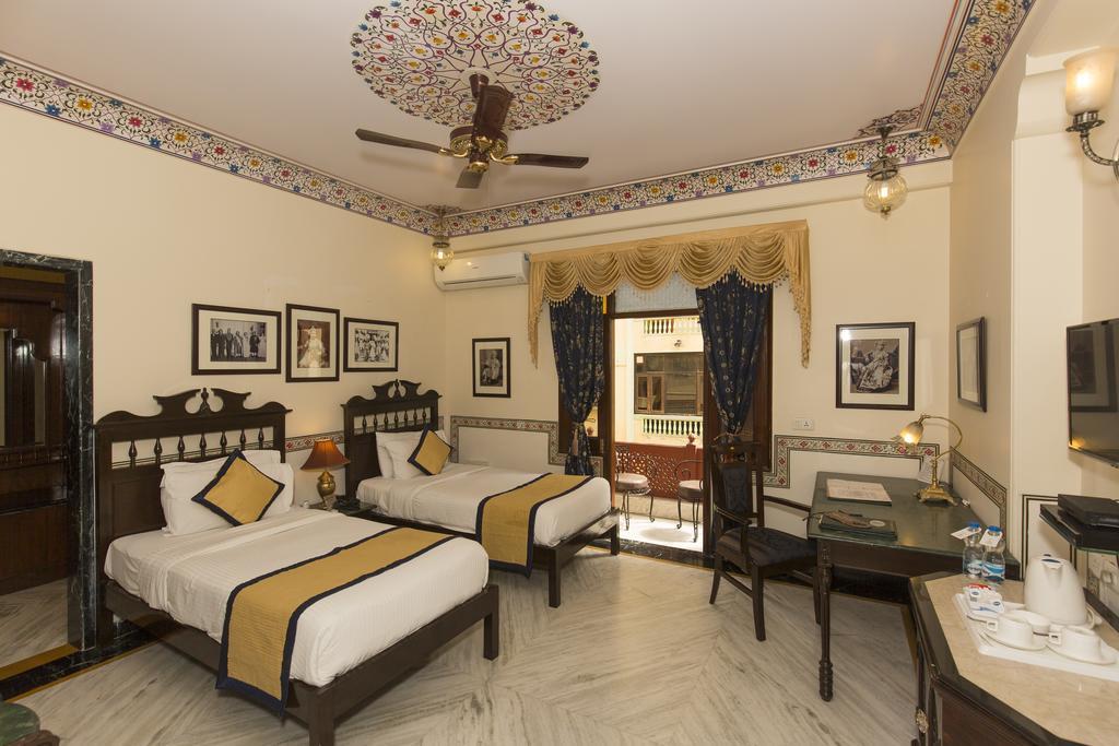 Hotel Umaid Mahal - A Heritage Style Boutique Jaipur
