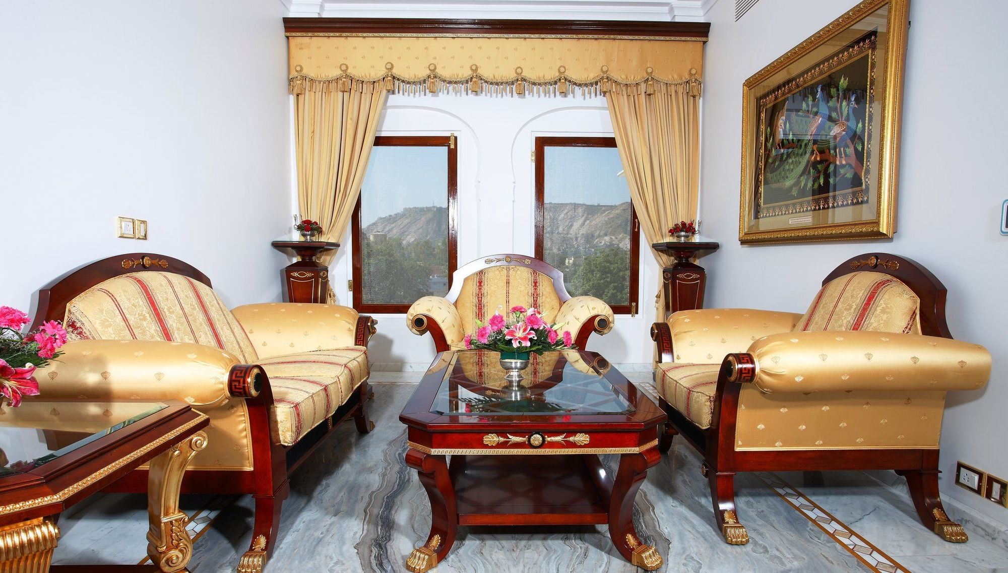 Hotel The Raj Palace