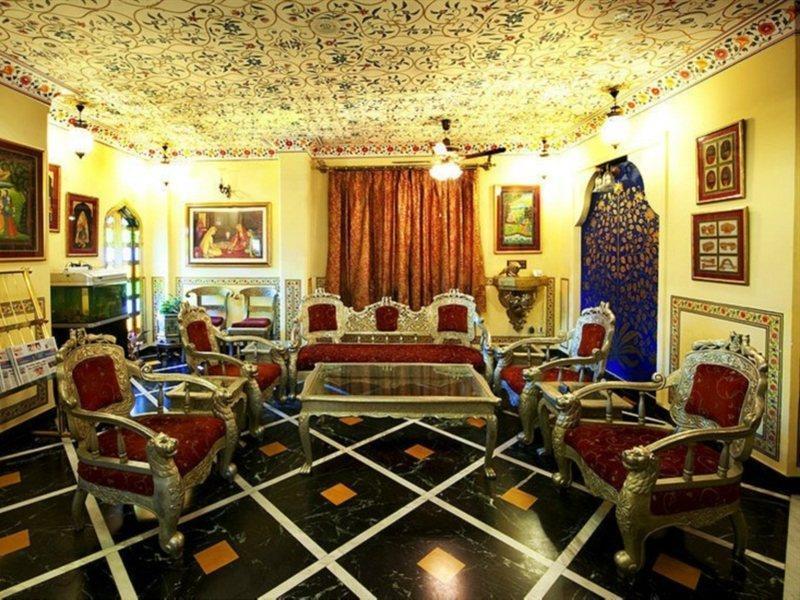 Hotel Umaid Mahal - A Heritage Style Boutique Jaipur