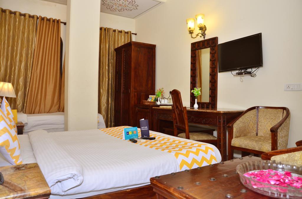 Rajputana Haveli - 3*