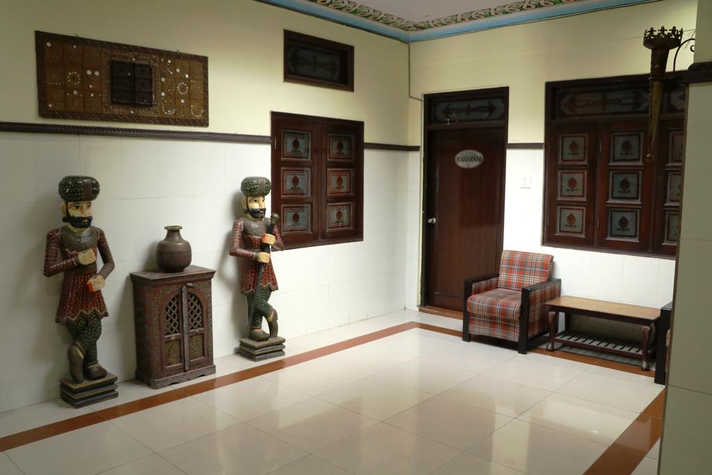 Vaishnavi Hotel 2*