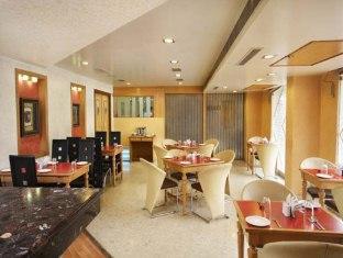 Castle Lalpura Mi Road Hotel Jaipur