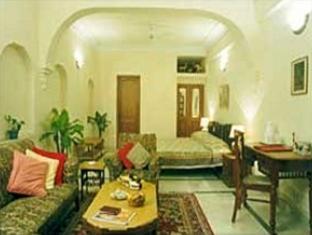 Chirmi Palace Hotel 3*