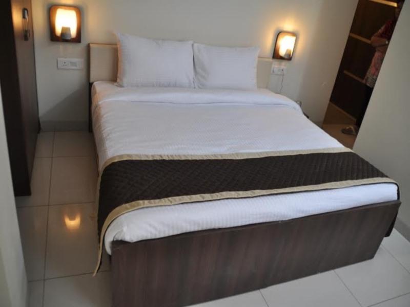 Hotel O Rk Palace 3*