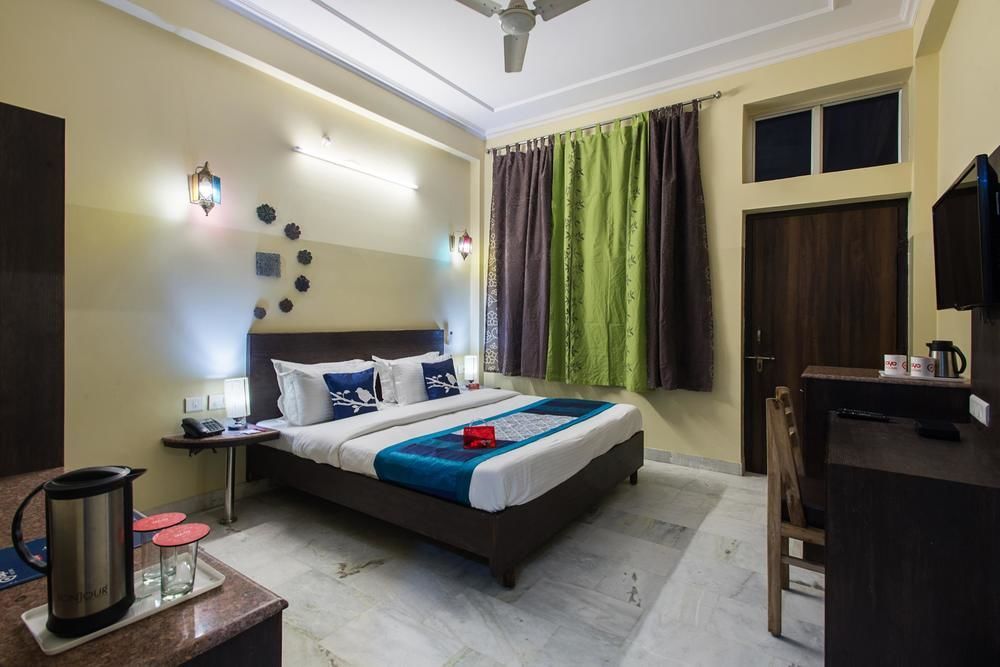 Oyo 1143 Hotel Rdb Palace Hotel