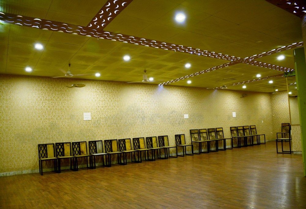 Fabhotel Epic C Scheme 3* Jaipur