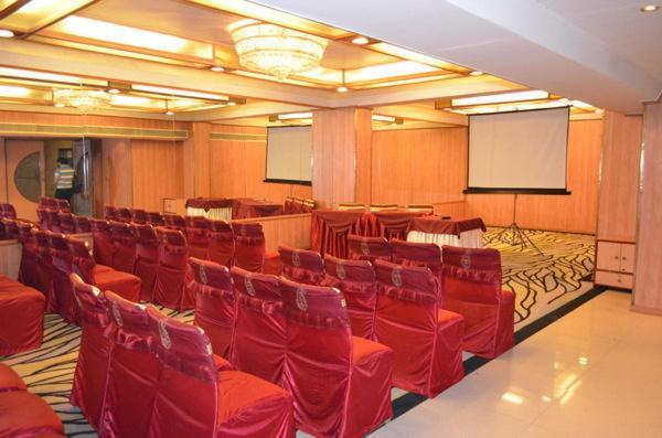 Hotel Maharani Palace 3*