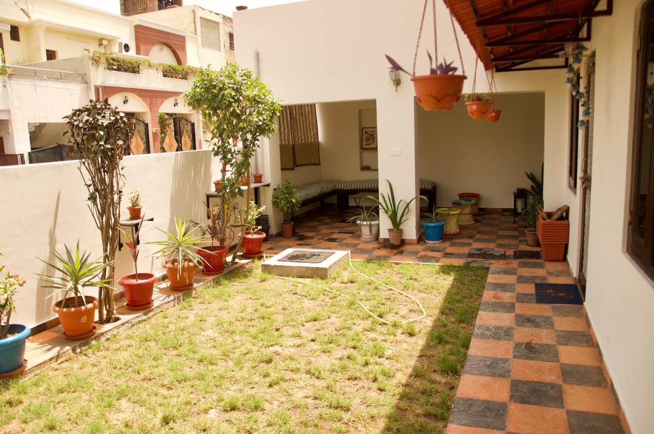 Pathik Niwas Bed & Breakfast