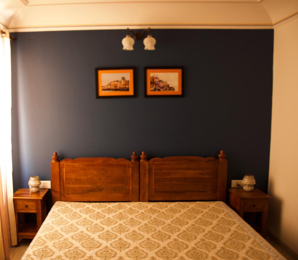 Pathik Niwas Bed & Breakfast 2*