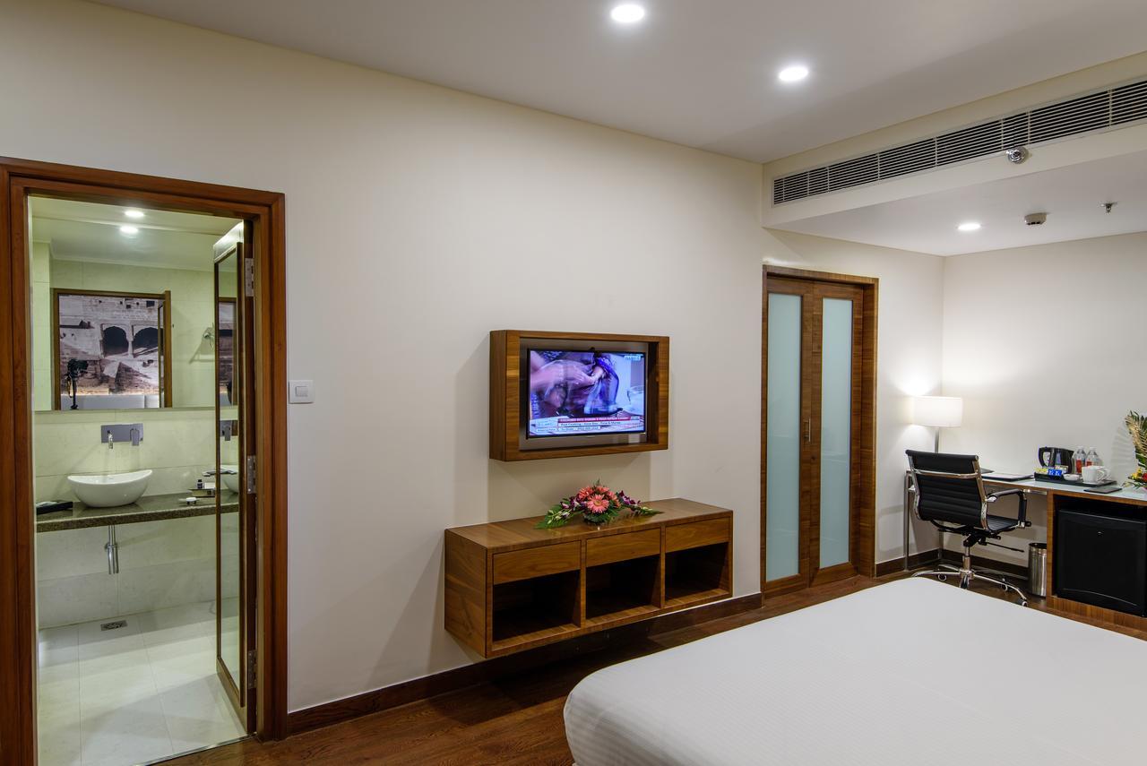 Regenta Hotel 3*