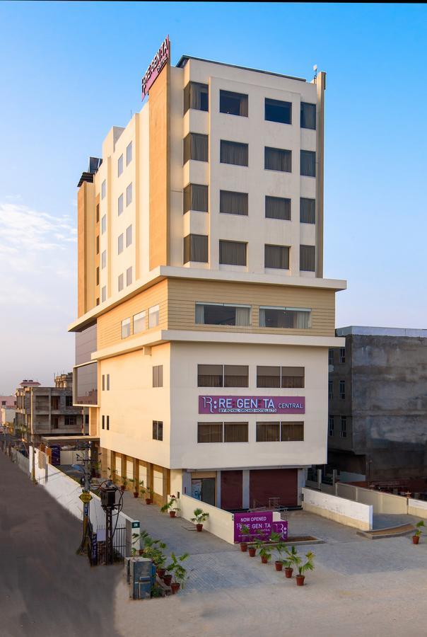 Regenta Hotel 3*