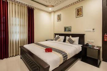 Hotel Oyo Khole Ke Hanuman Ji 3*