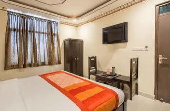 Hotel Oyo Khole Ke Hanuman Ji 3*