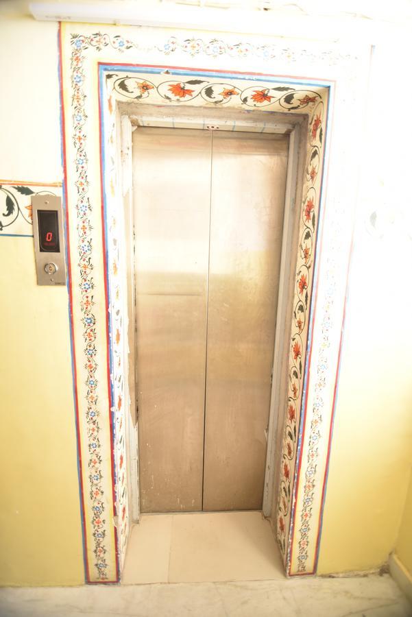 Vaishnavi Hotel 2*