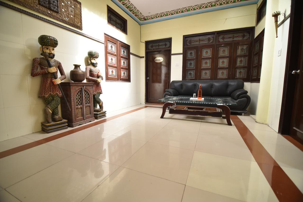 Hotel Vaishnavi 2*