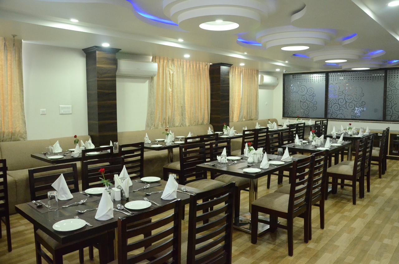 Om Palace Ajmer Road Jaipur