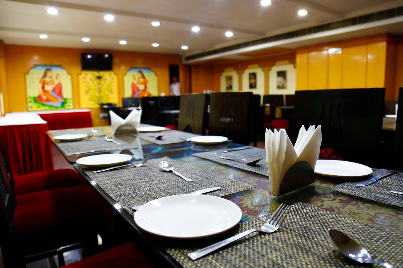 Hotel Castle Lalpura Mi Road Jaipur