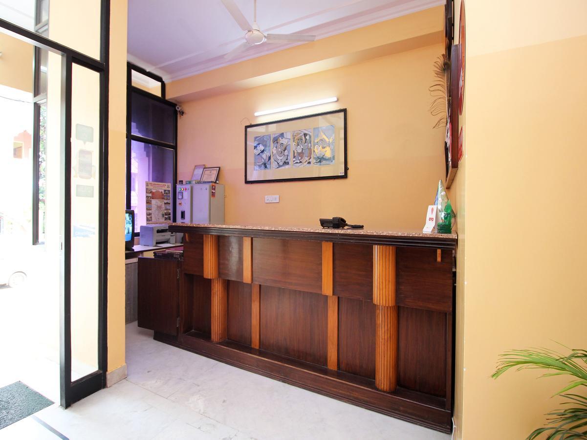 Hotel Oyo 1143 Hotel Rdb Palace 3*