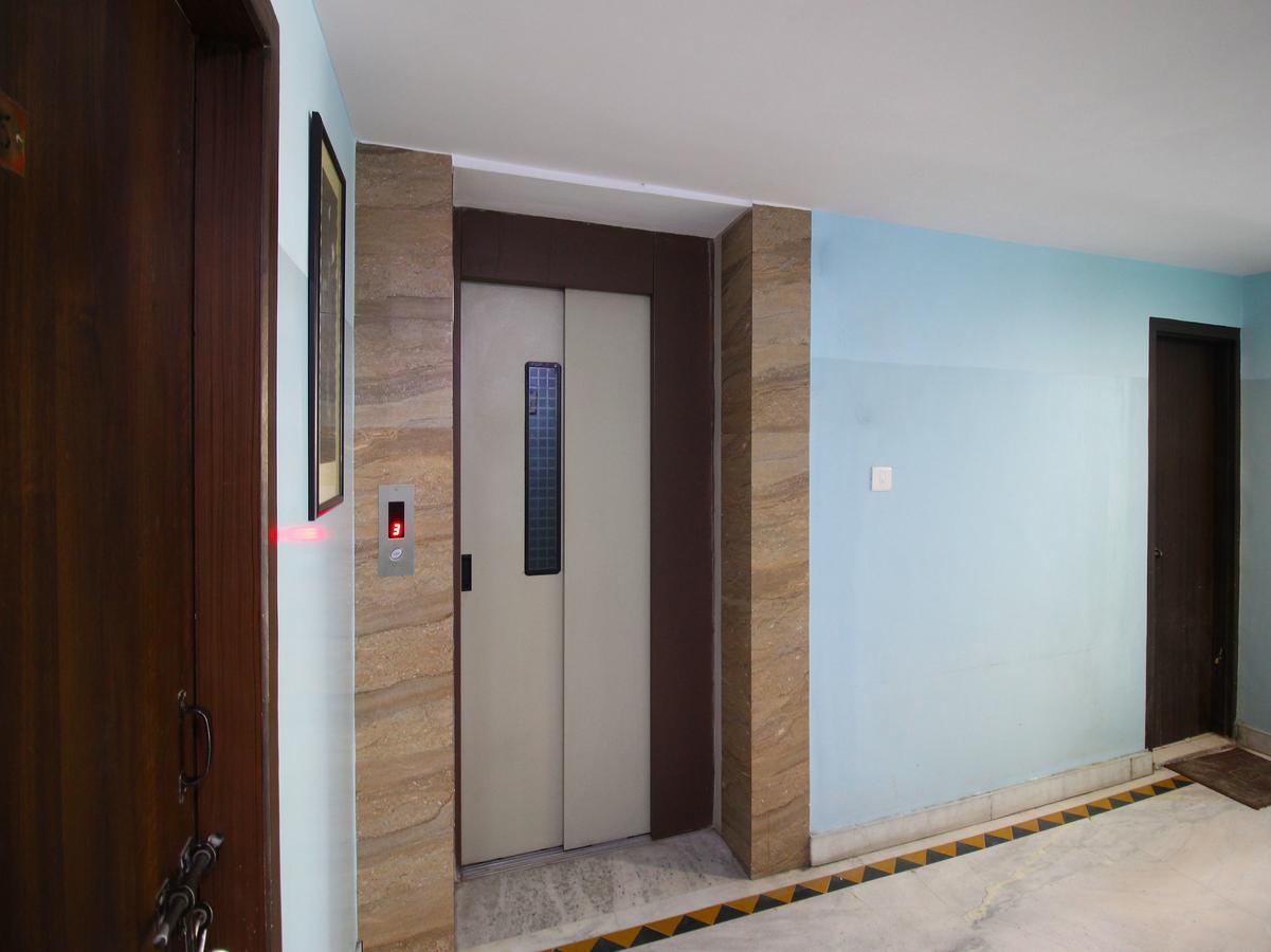 Hotel Oyo 1143 Hotel Rdb Palace 3*