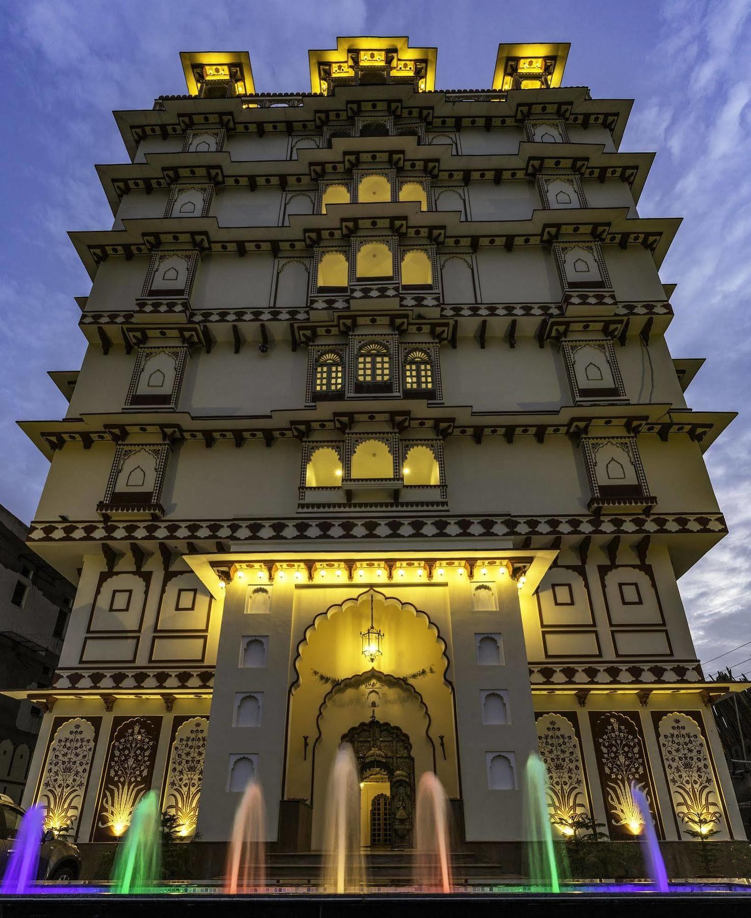 Umaid Haveli-a Heritage Style & Resort 4*