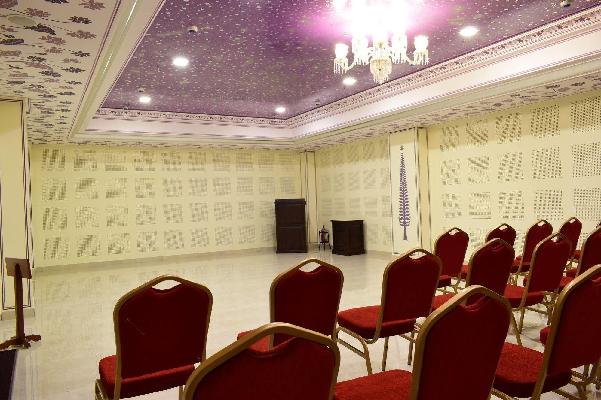 Resort Umaid Haveli-a Heritage Style & 4*