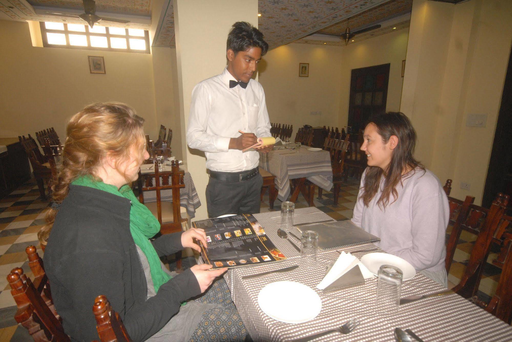 Rajputana Haveli - Hotel