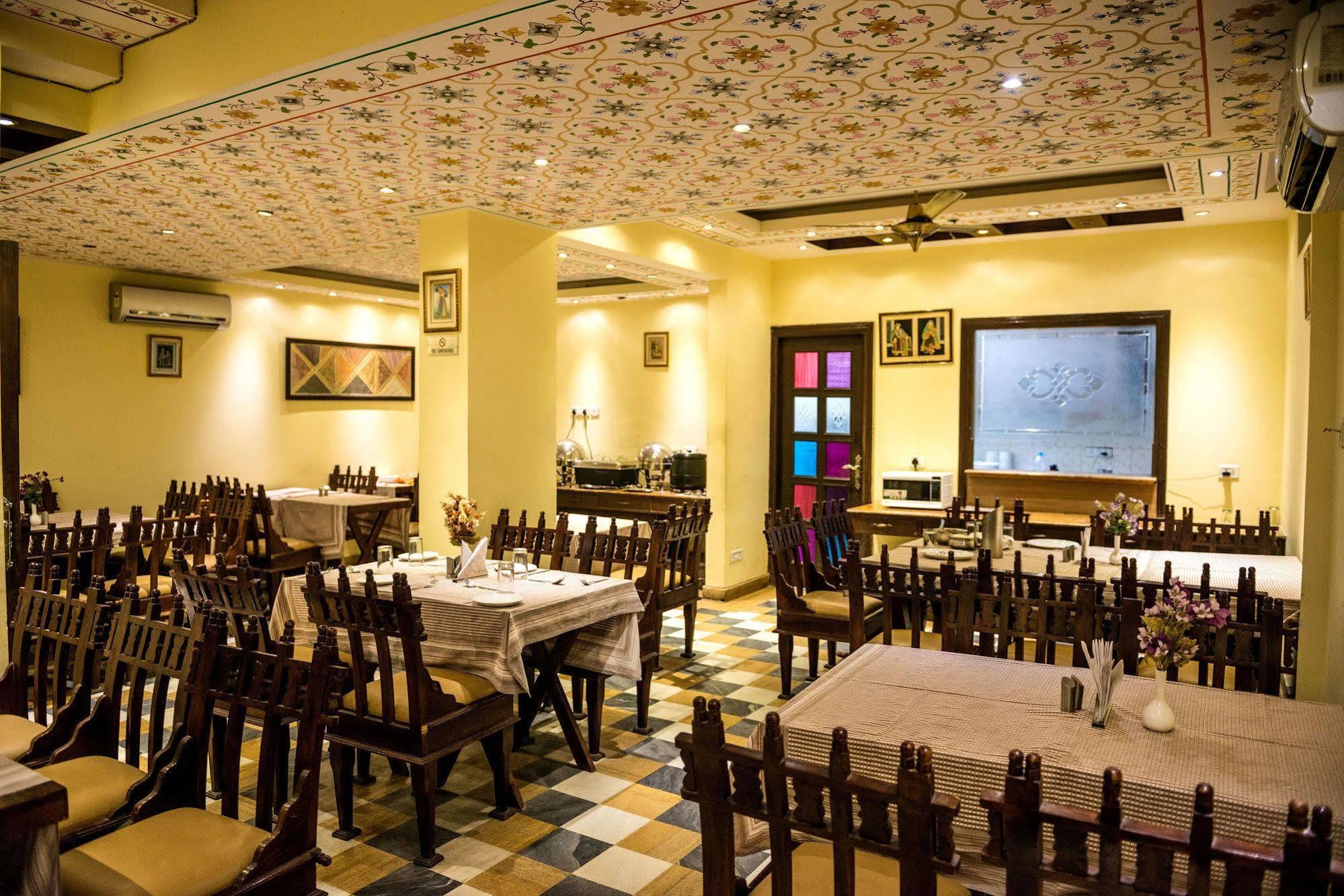 Rajputana Haveli - Jaipur