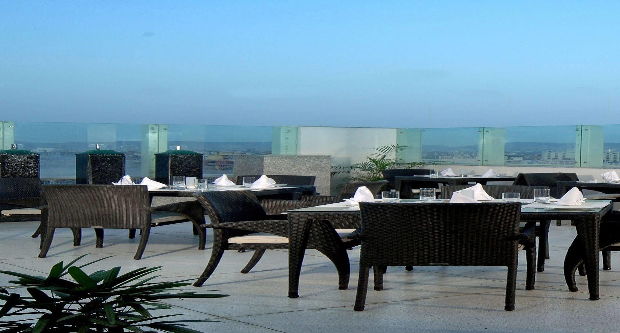 Hotel Fairfield By Marriott 5*
