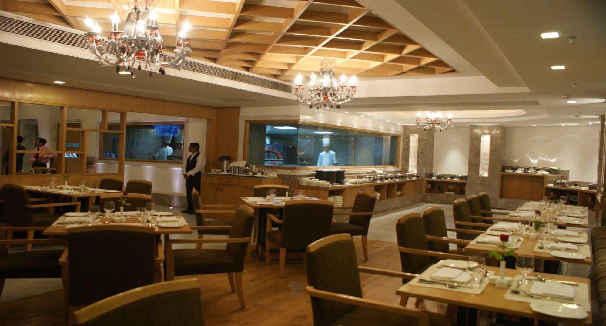 Hotel Fairfield By Marriott 5*