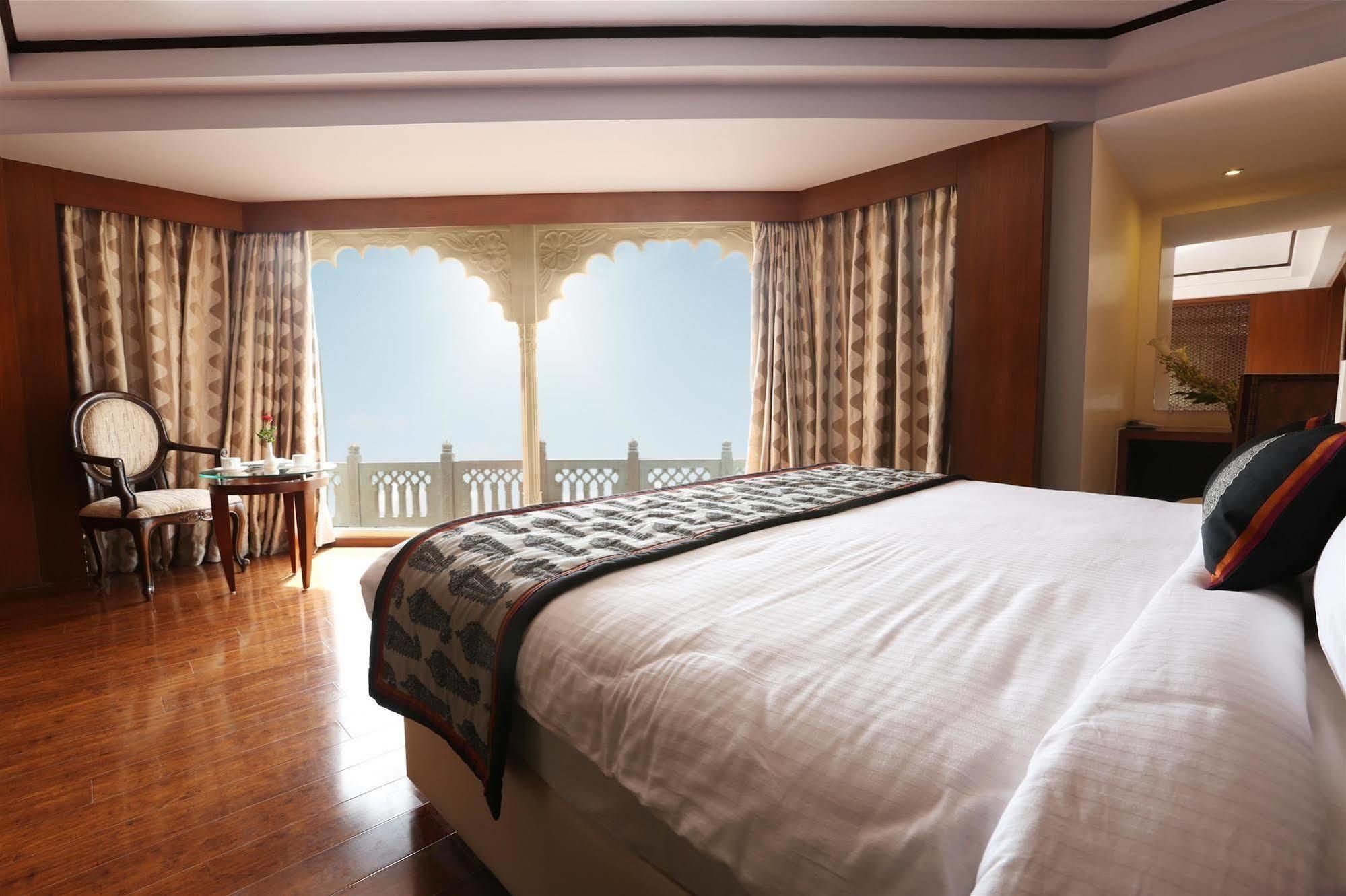 Golden Tulip Hotel