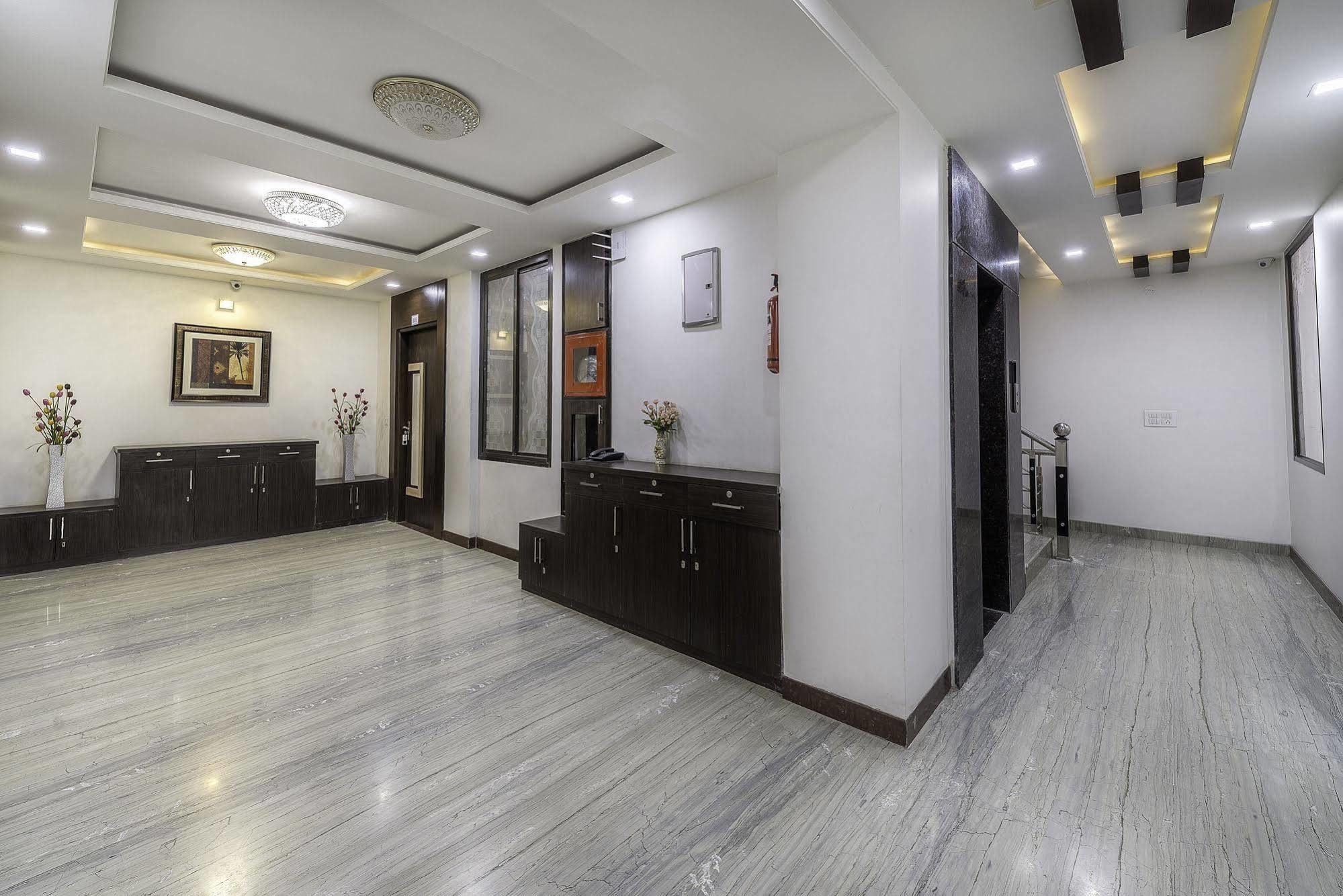 Treebo Signature Malviya Nagar Inn
