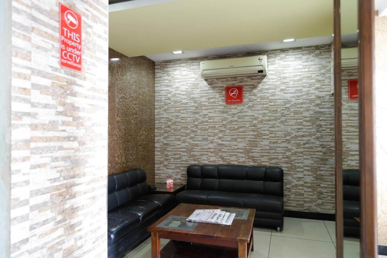 Oyo Flagship 16382 Sinjara Jaipur