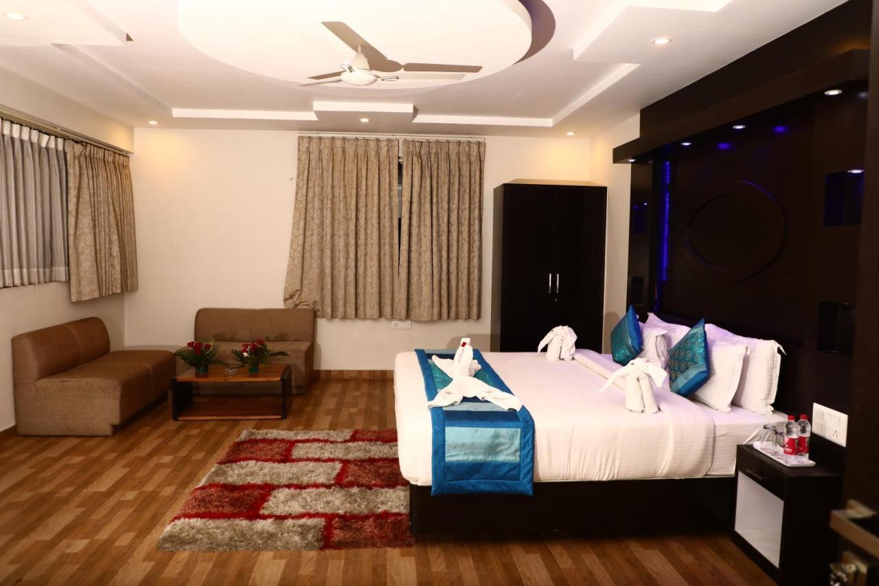 Hotel Om Palace Ajmer Road