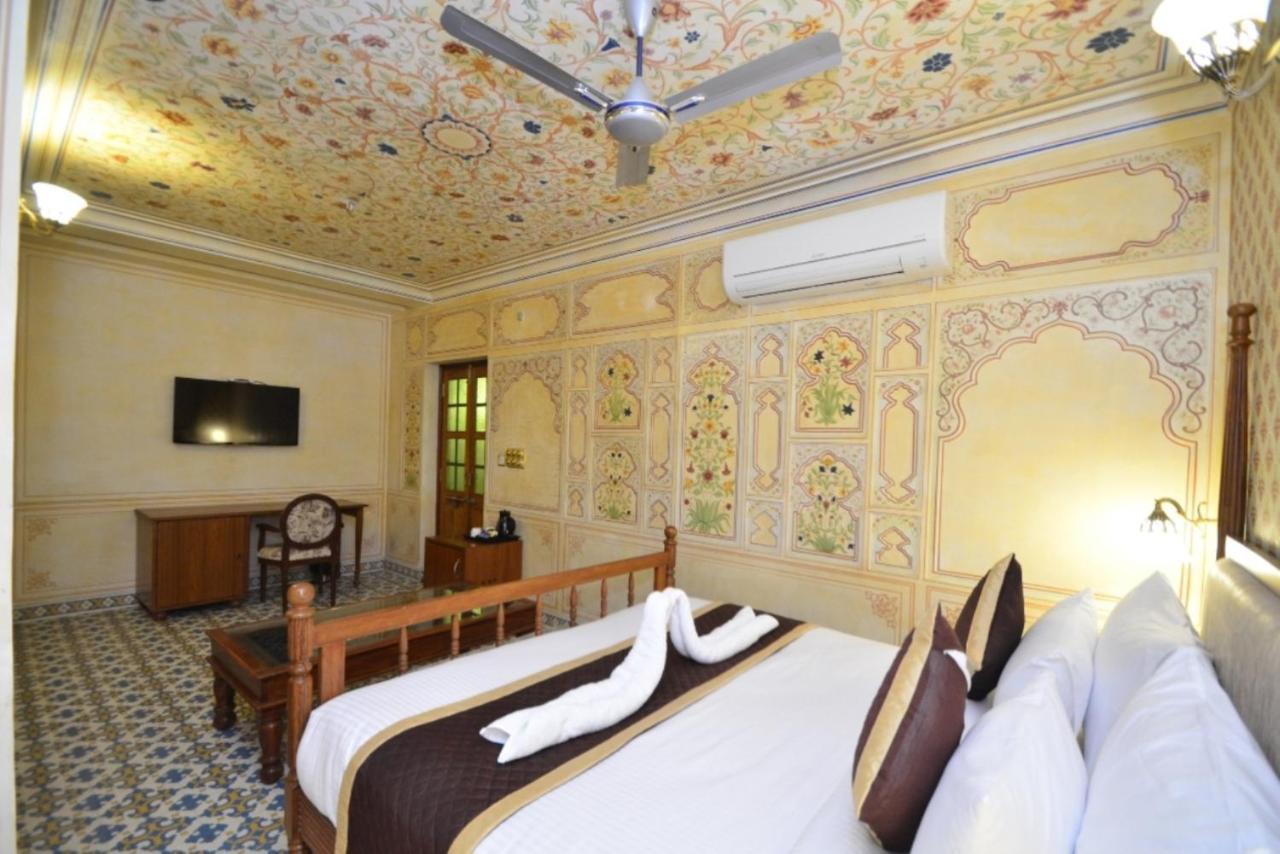 Nirbana Palace - A Heritage And 4*