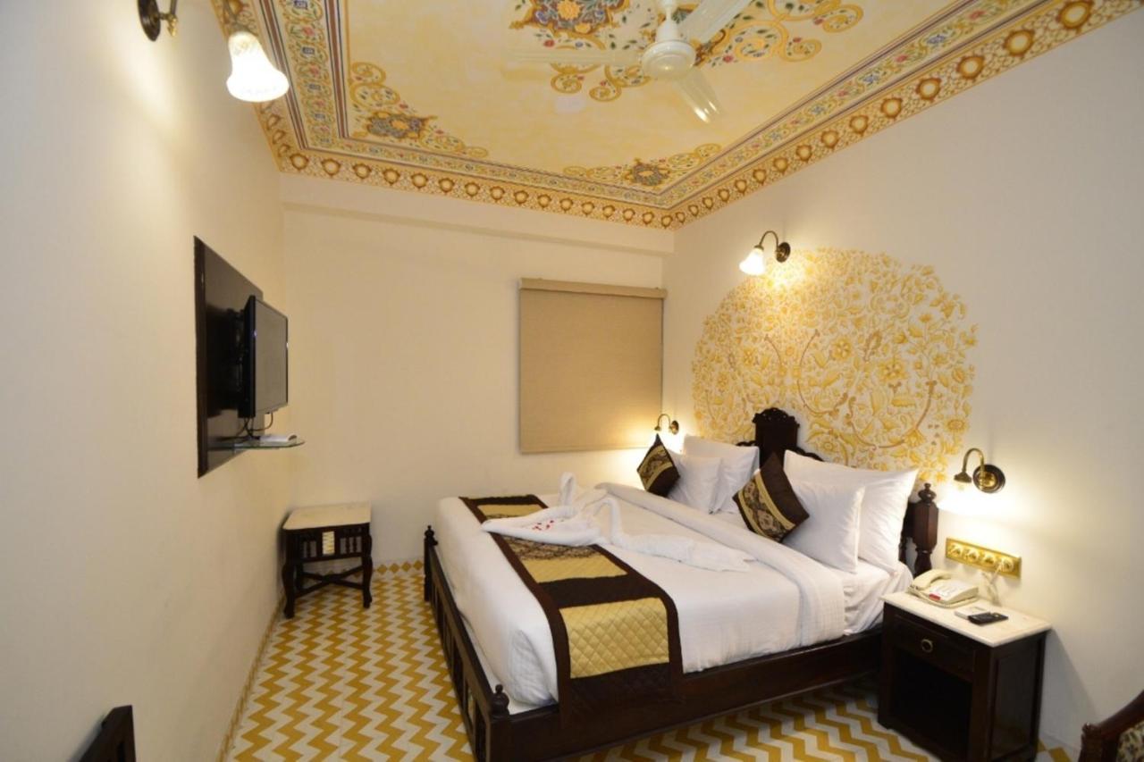 Nirbana Palace - A Heritage And Jaipur