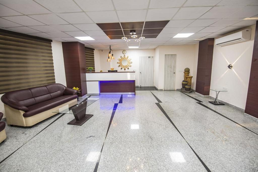 Tuma Club House