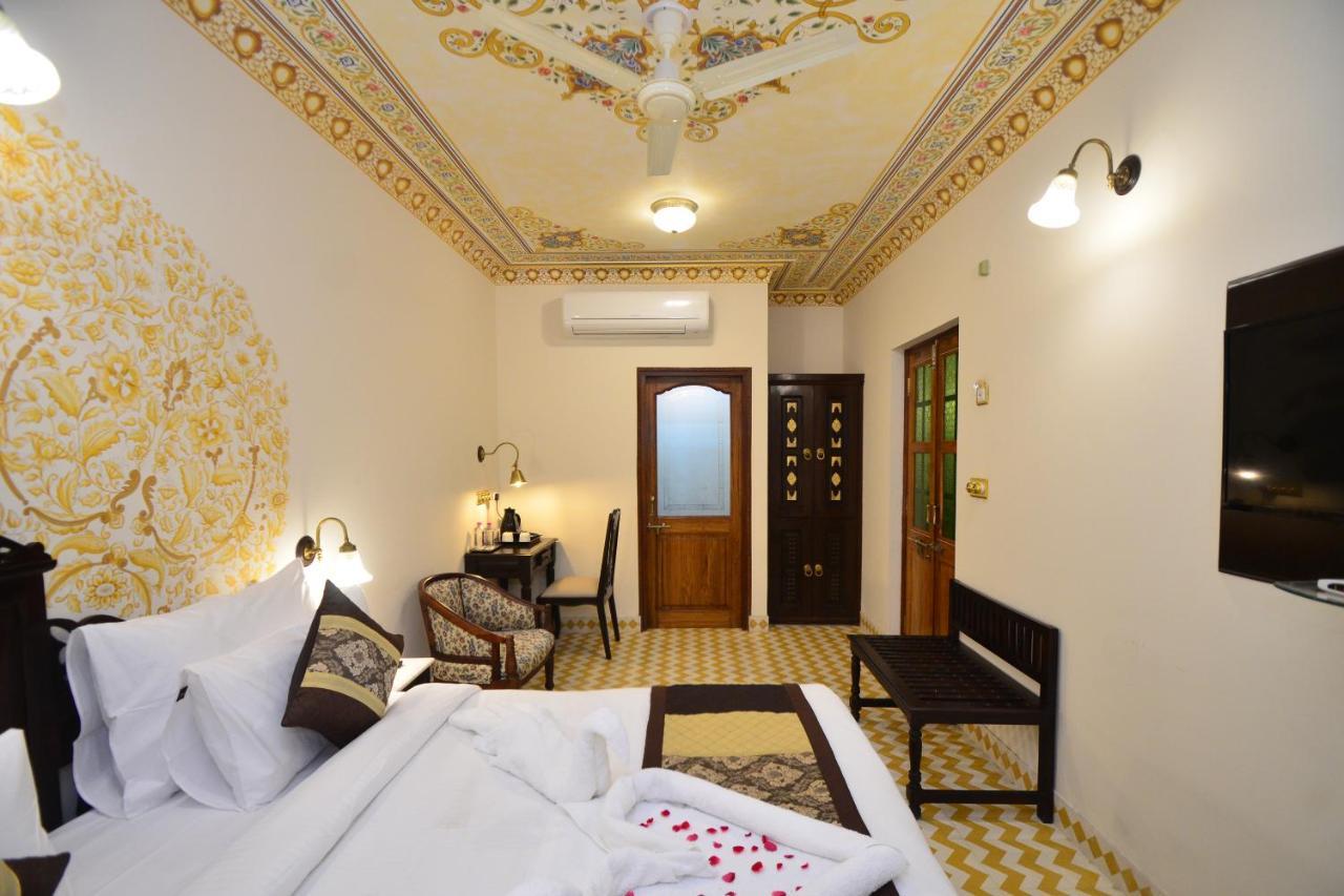 Nirbana Palace - A Heritage And Jaipur