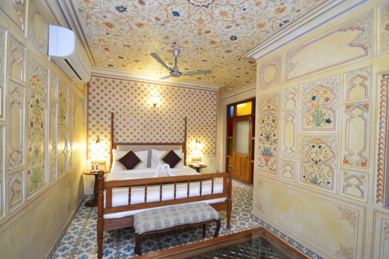 Nirbana Palace - A Heritage And Resort