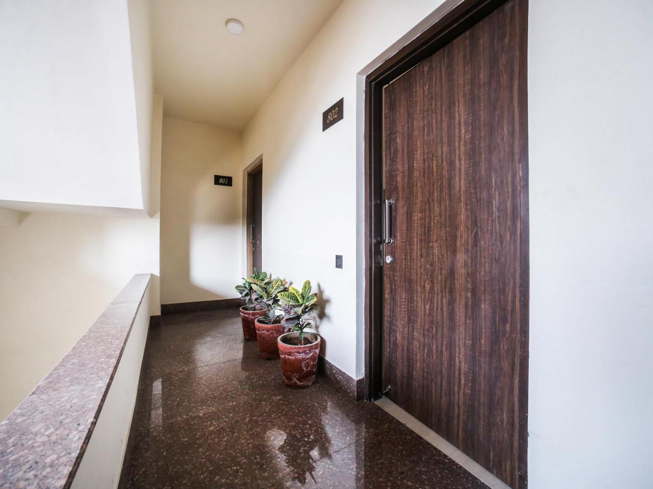 Oyo 8445 Zade House Hotel