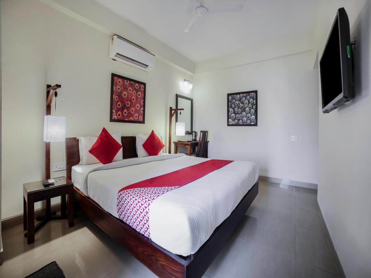 Oyo 8445 Zade House Hotel