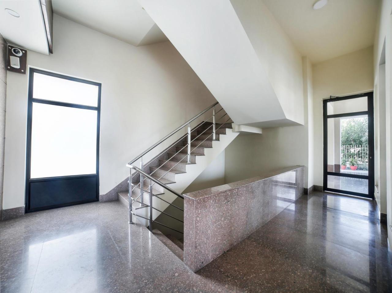 Oyo 8445 Zade House Hotel 2*