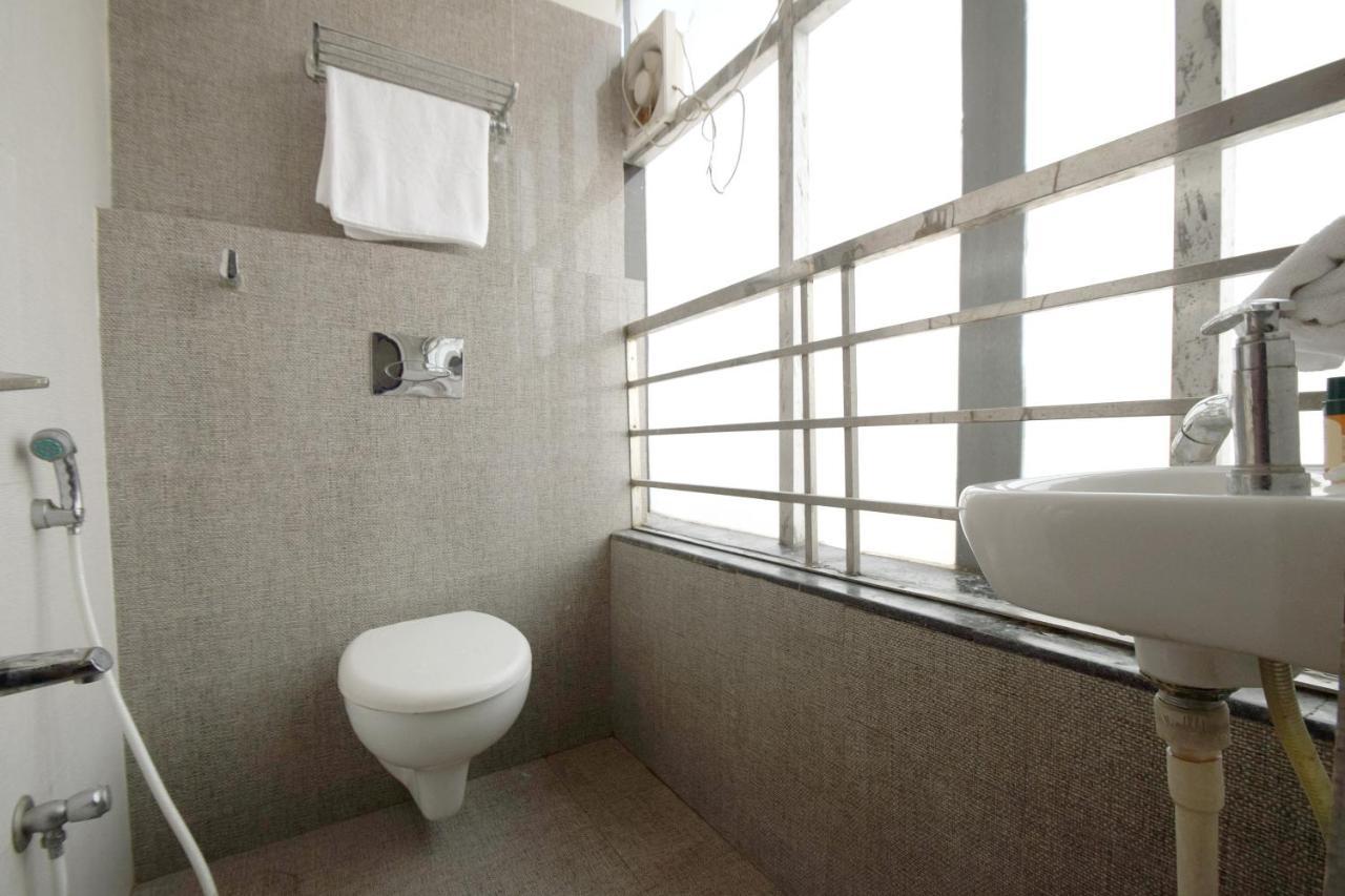 Hotel Oyo 23358 Royal
