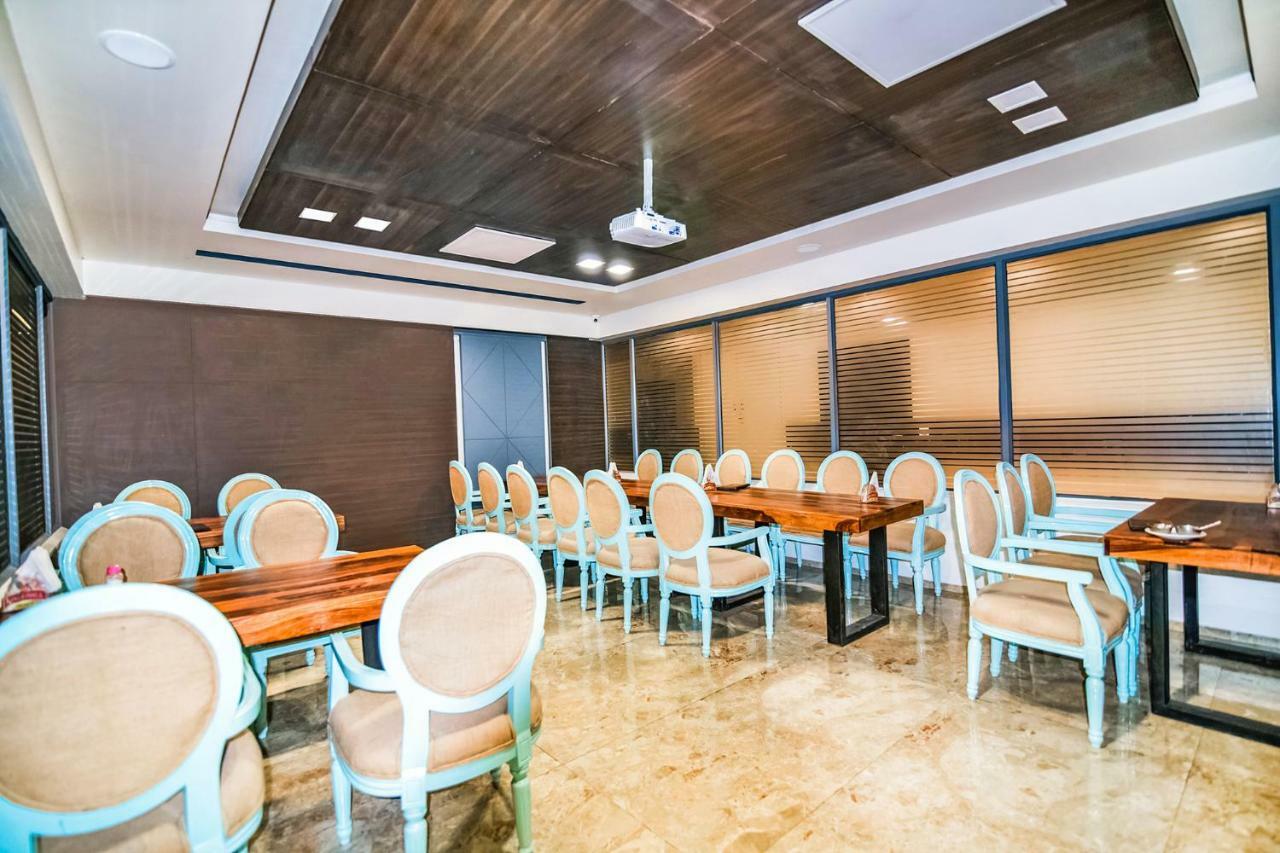 Shyampuriya Palace 3*