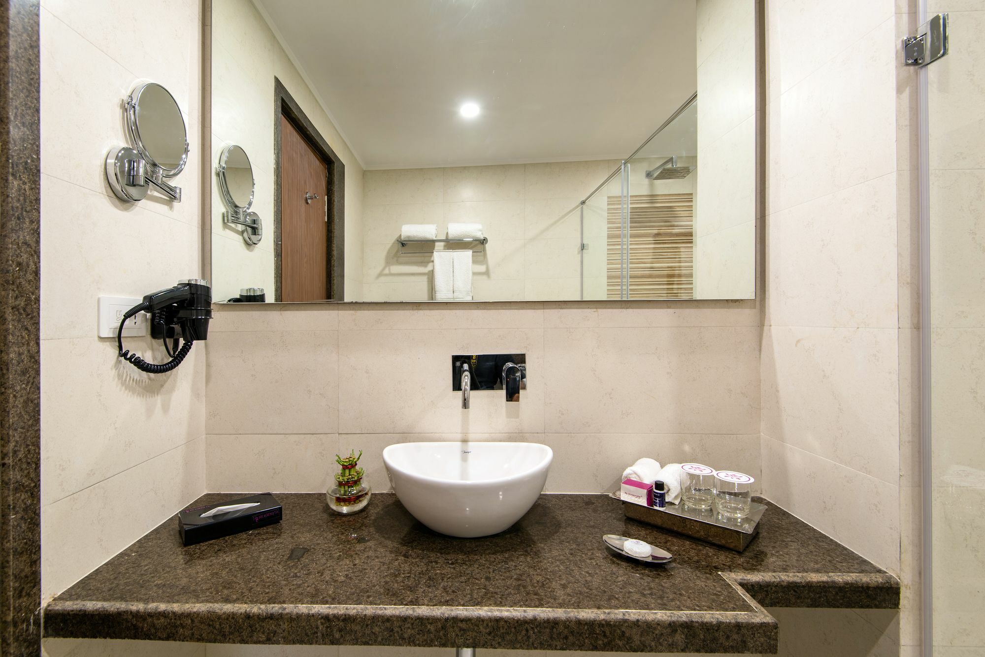 Hotel Regenta 3*