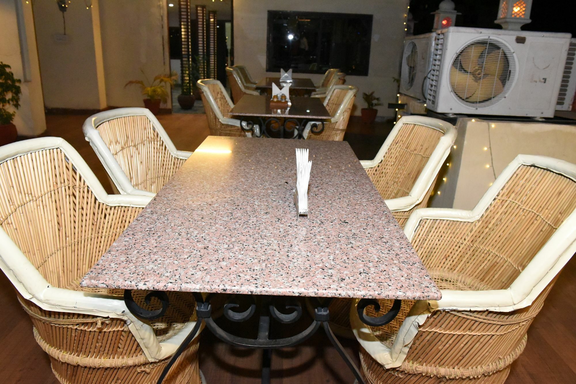Hotel Vaishnavi 2*