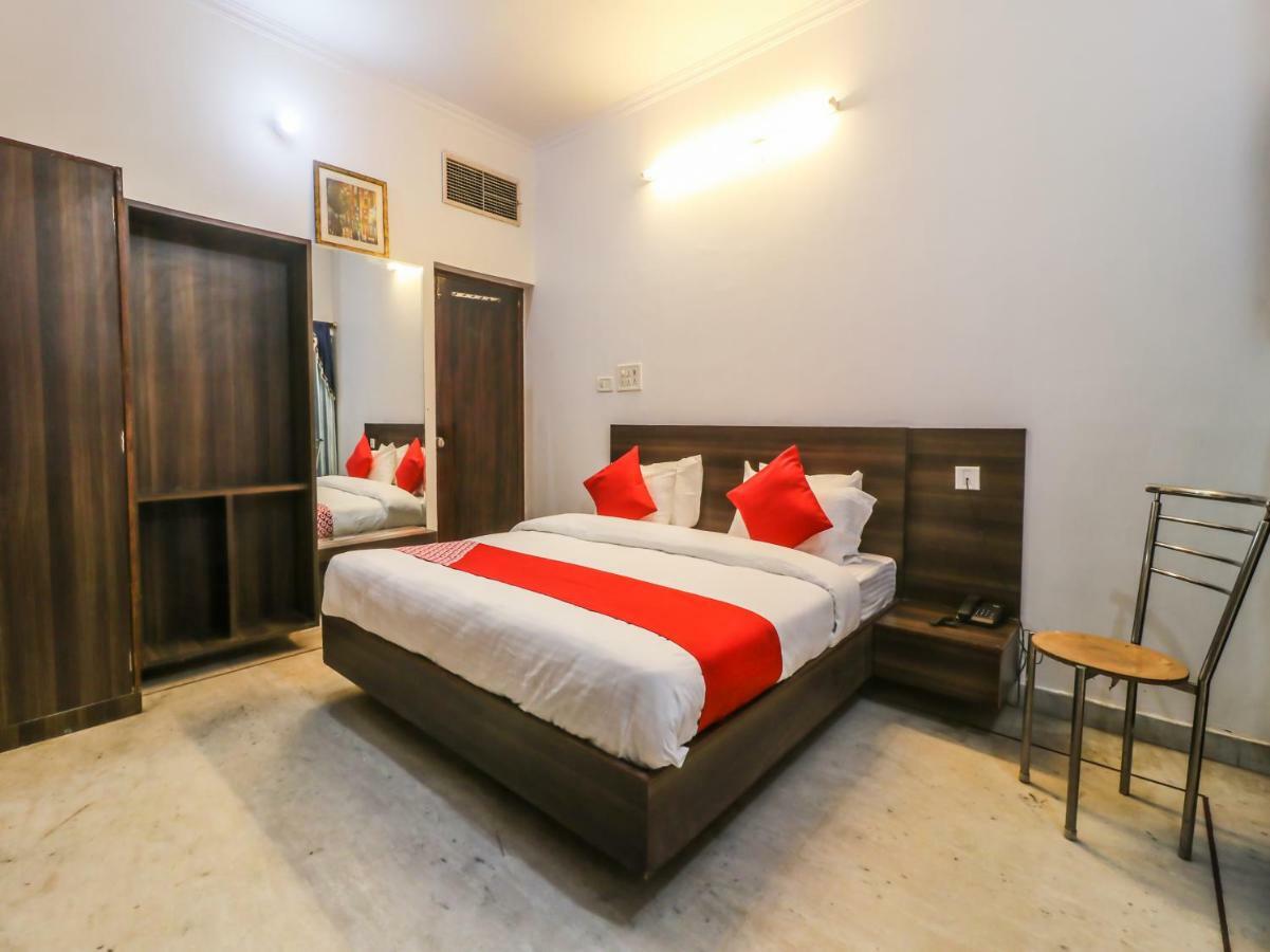 Hotel Super O Kaveri Path Formerly Shree Sai Residency 4*