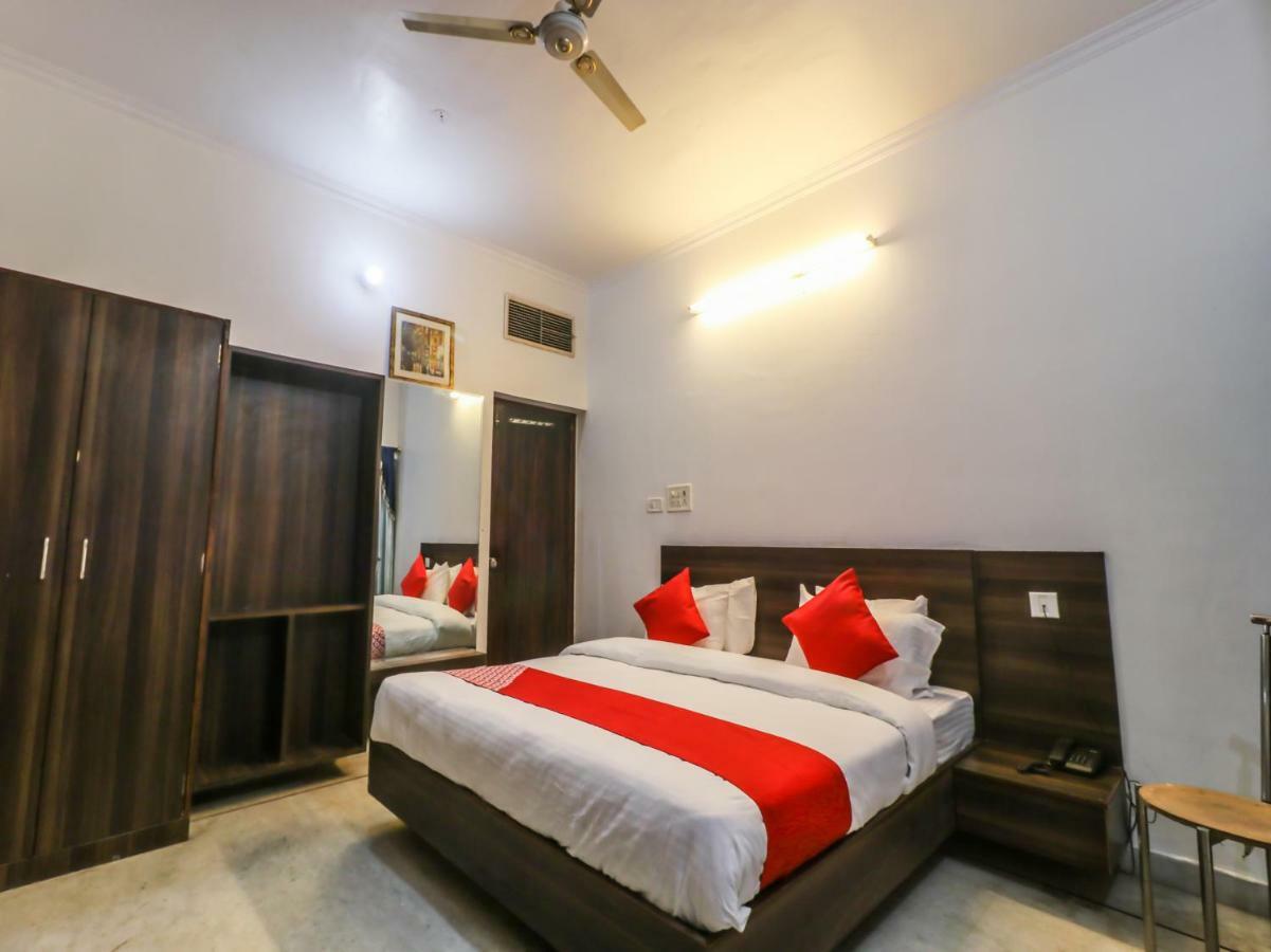 Super O Kaveri Path Formerly Shree Sai Residency Hotel