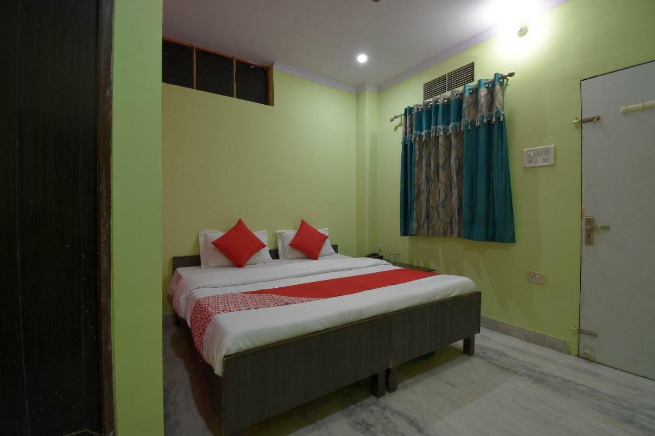 Fabhotel Golden Leaf I