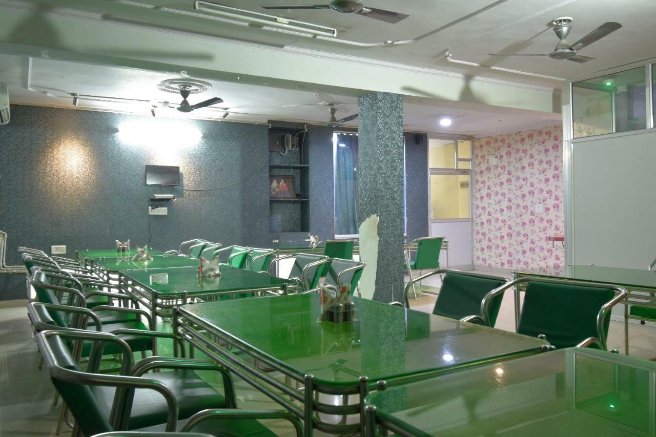 Fabhotel Golden Leaf I Jaipur