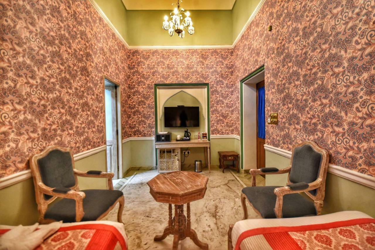 Nirbana Palace - A Heritage And Resort